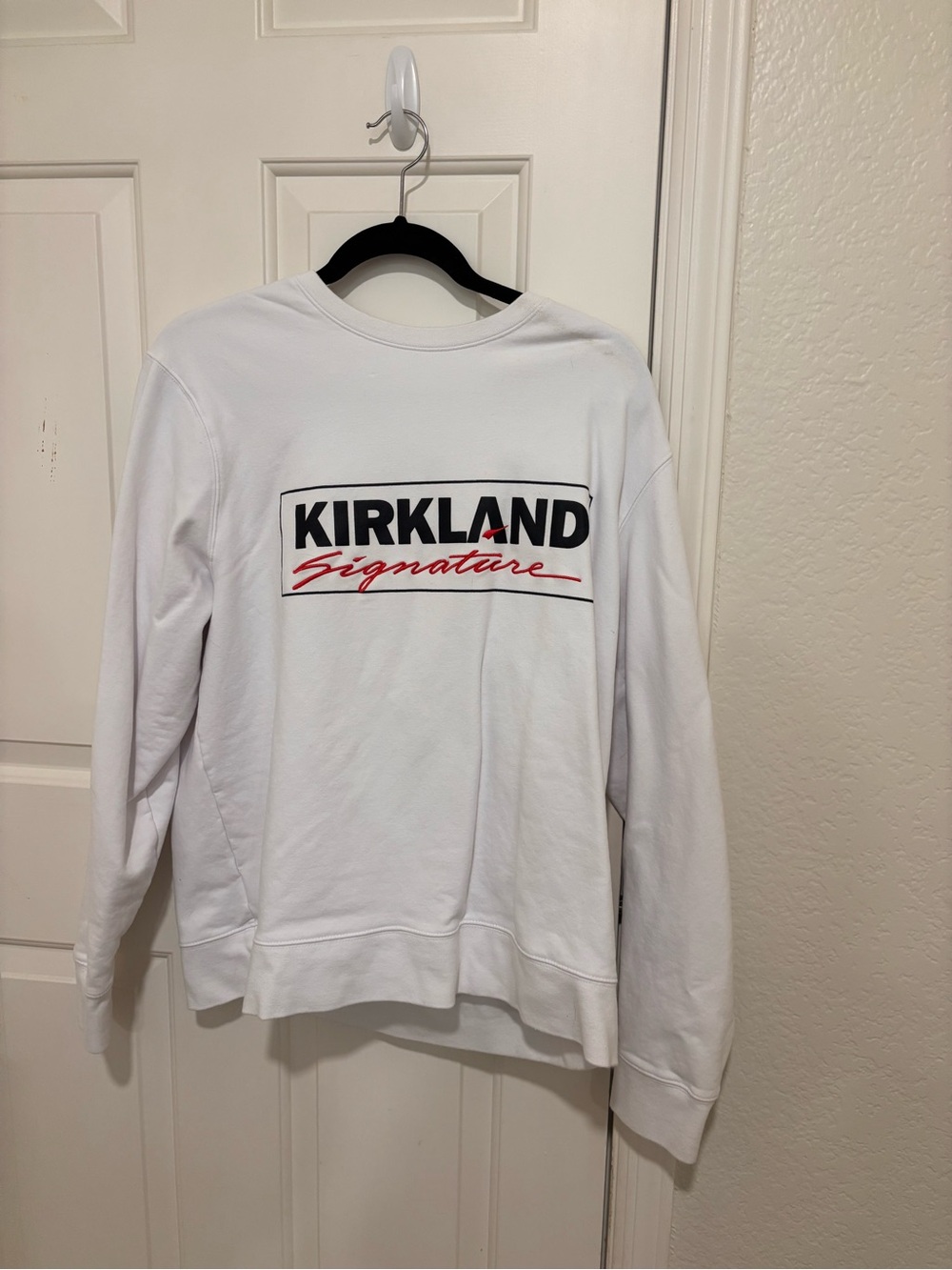 Kirkland Signature Women or Mens White Logo Sweatshirt